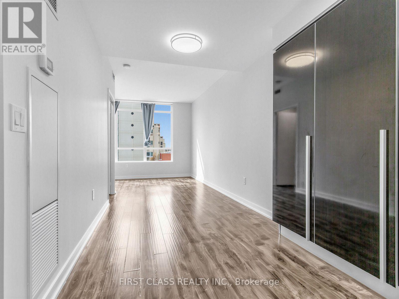 715 - 38 DAN LECKIE WAY, Toronto, Ontario