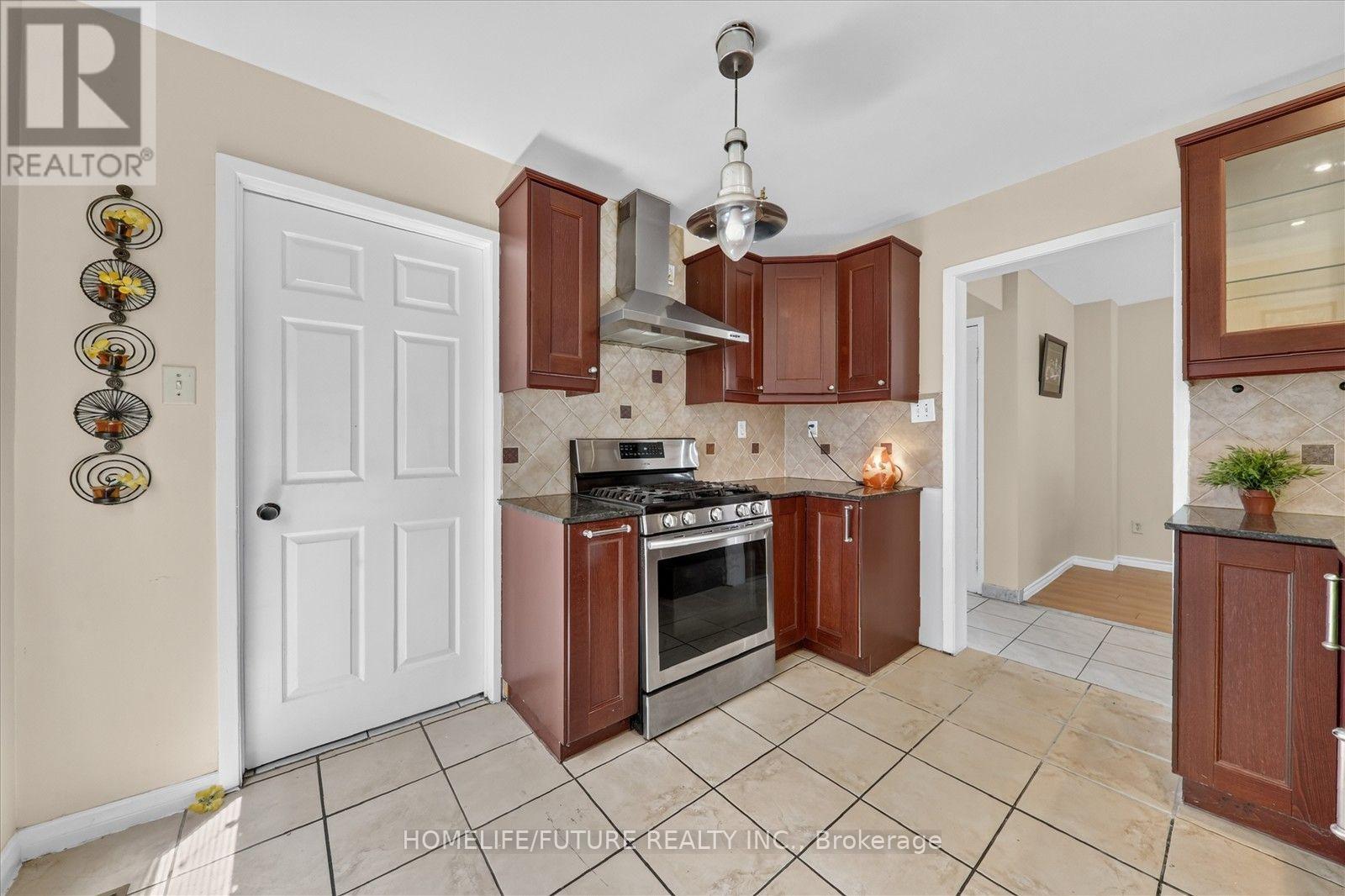 63 Chloe Crescent, Markham, Ontario  L3S 2H8 - Photo 16 - N13627606