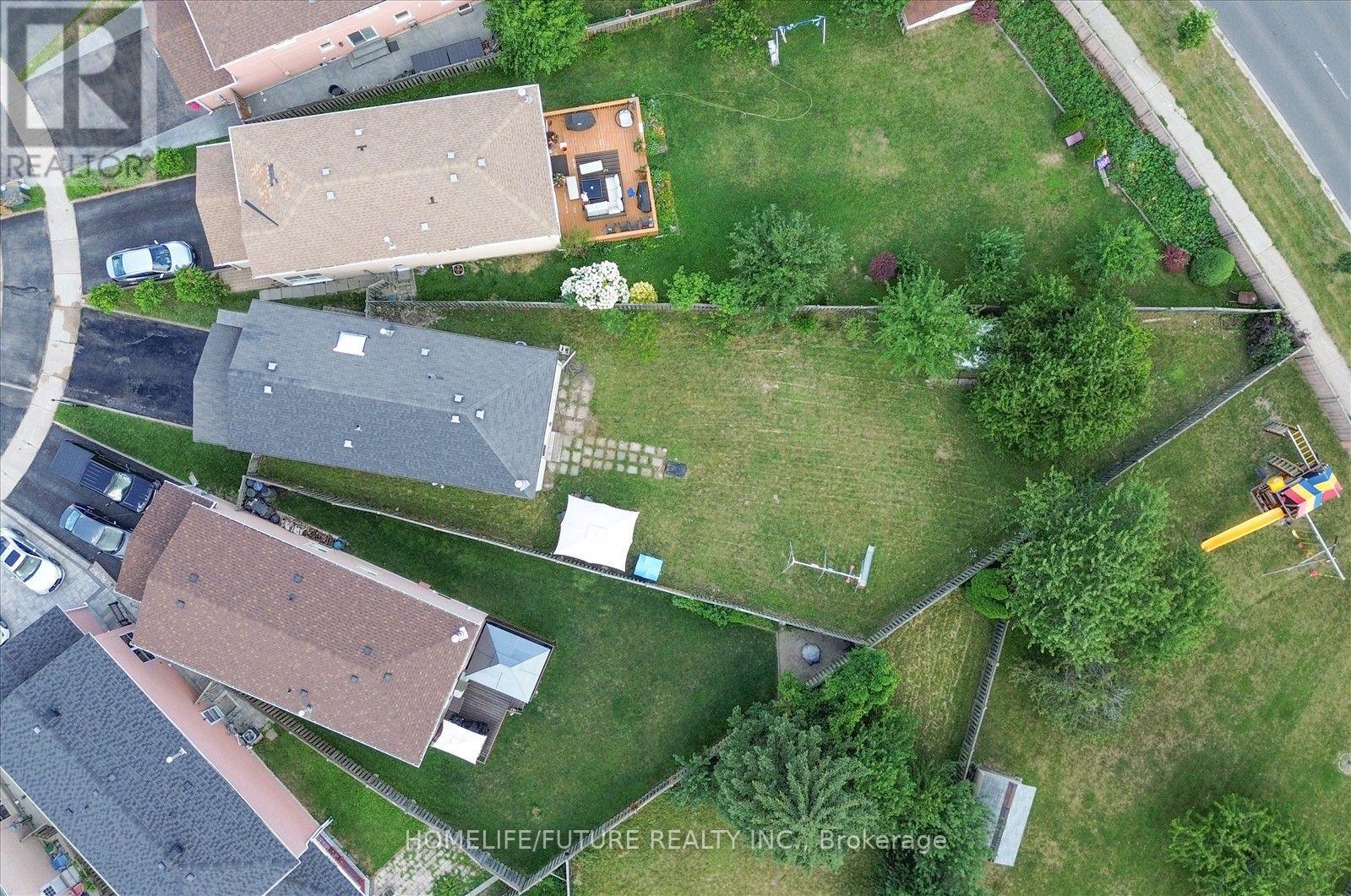 63 Chloe Crescent, Markham, Ontario  L3S 2H8 - Photo 3 - N13627606