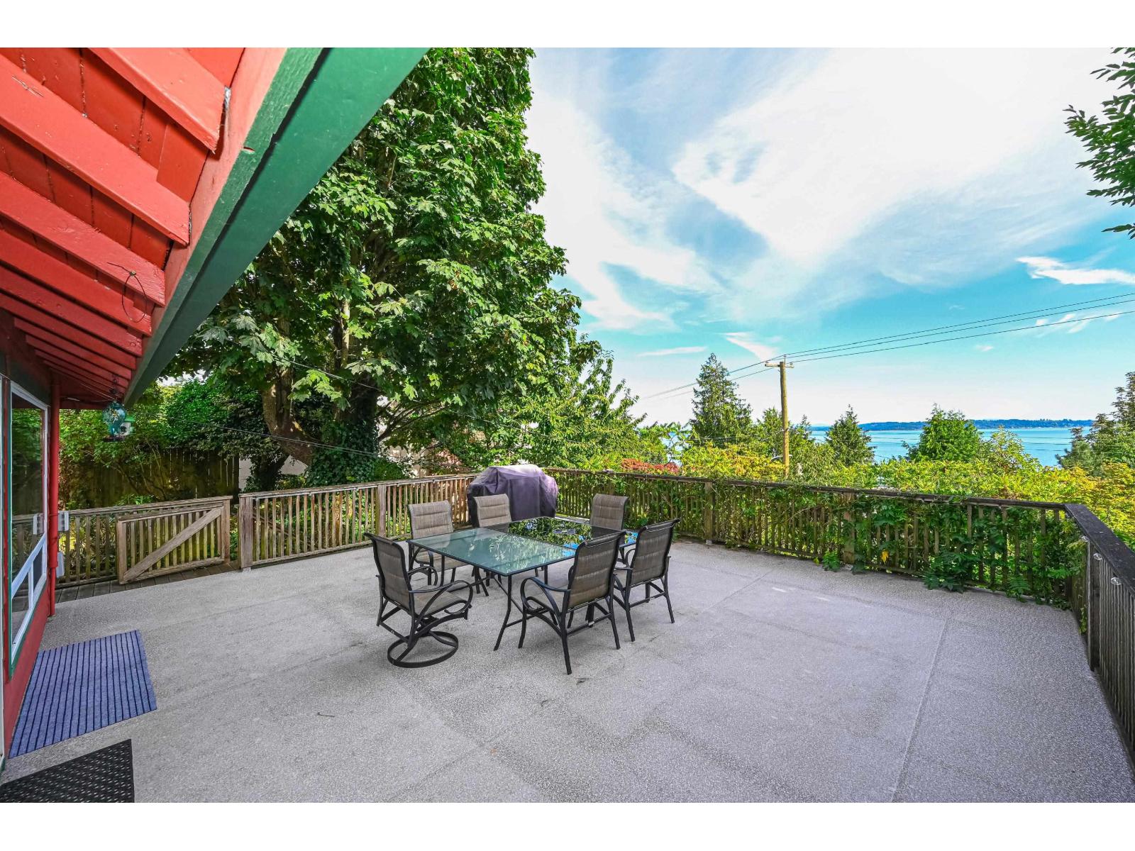 14249 Marine Drive, White Rock, British Columbia  V4B 1A9 - Photo 11 - R3151583