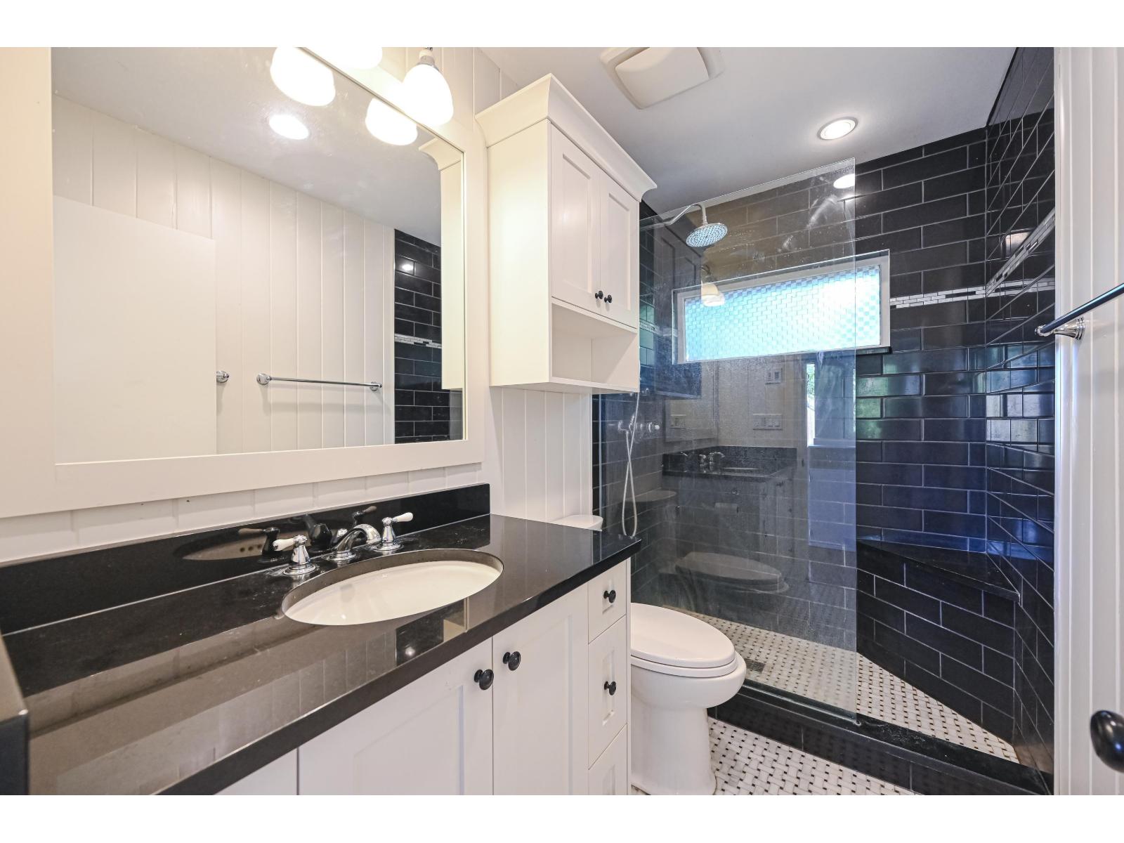 14249 Marine Drive, White Rock, British Columbia  V4B 1A9 - Photo 15 - R3151583