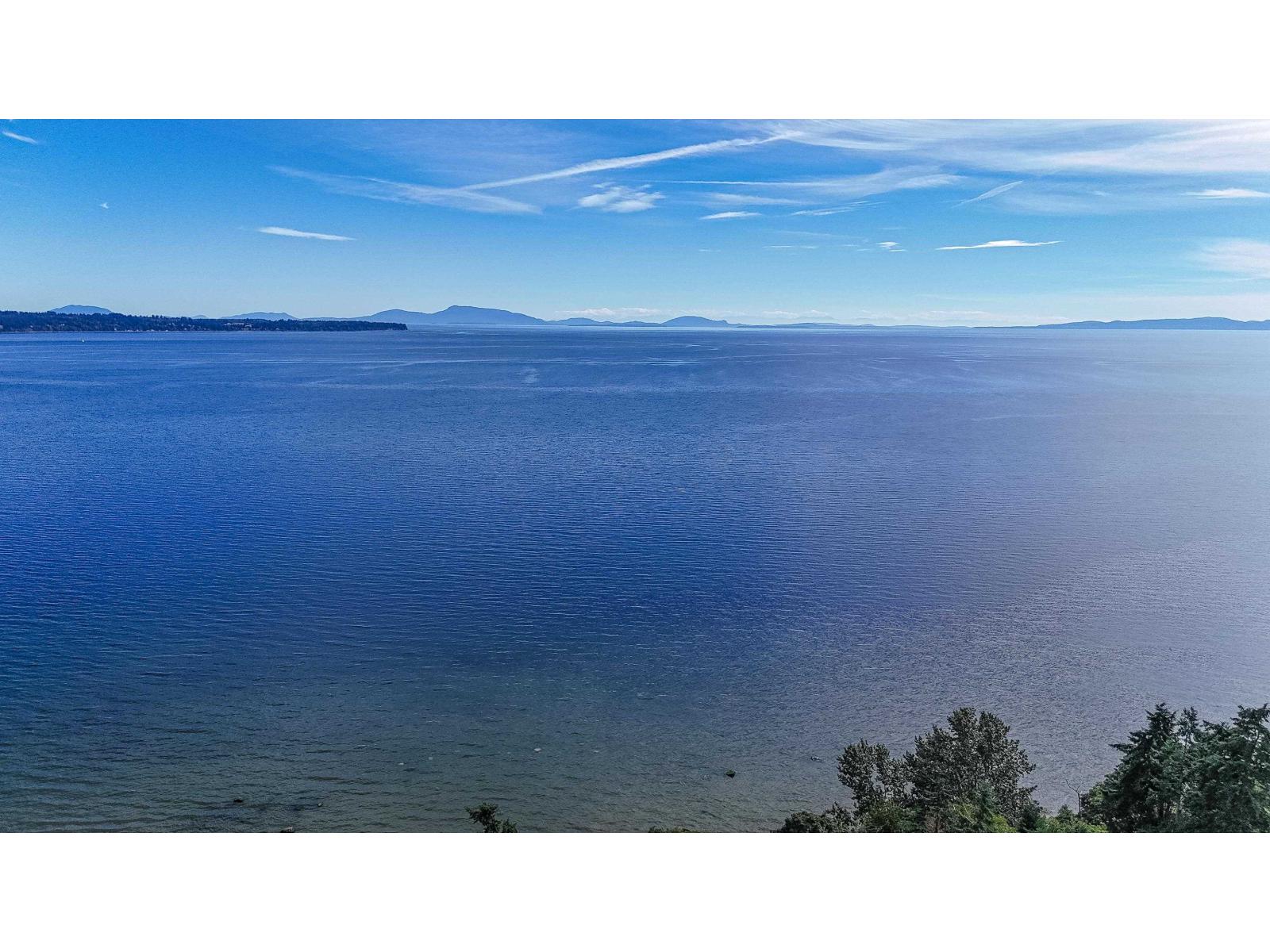 14249 Marine Drive, White Rock, British Columbia  V4B 1A9 - Photo 2 - R3151583