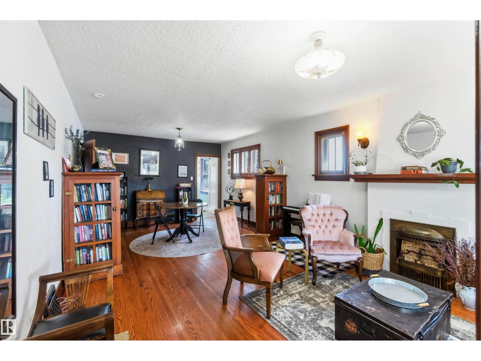 11343 96 St NW, Edmonton, Alberta  T5G 1T2 - Photo 7 - E4501698