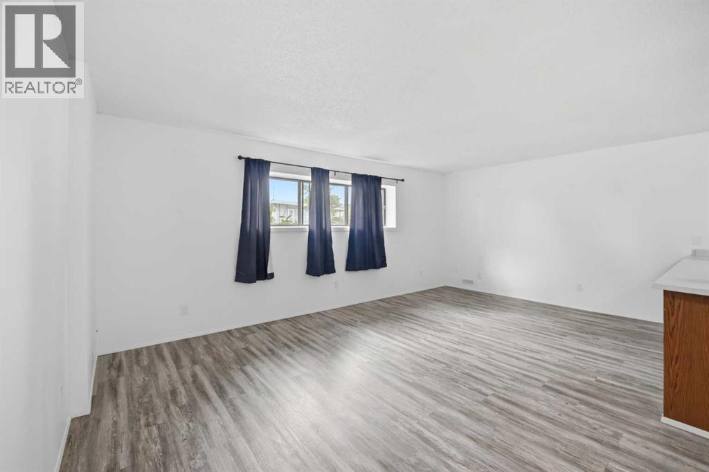 1004 Mckinnon Drive NE, Calgary, Alberta  T2E 7R8 - Photo 34 - A2329819