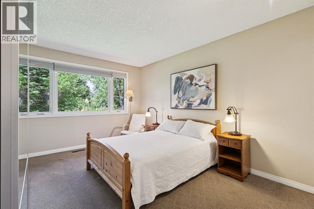 423 Canterbury Place SW, Calgary, Alberta  T2W 2B6 - Photo 16 - A2330191