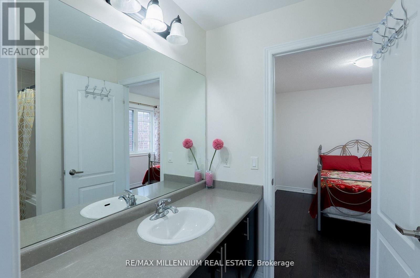 8 Zelda Road, Brampton, Ontario  L6R 0B3 - Photo 30 - W13627584