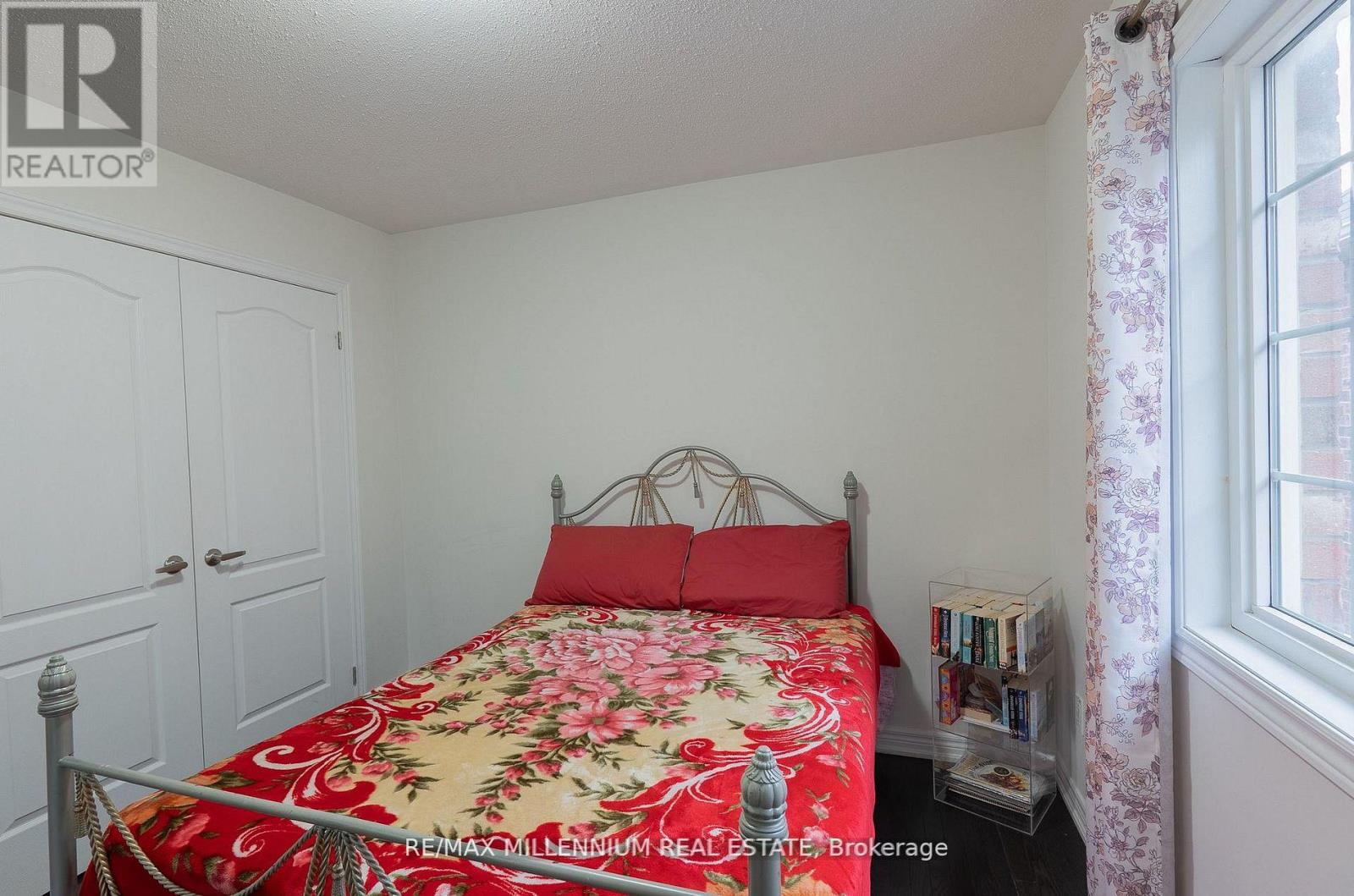 8 Zelda Road, Brampton, Ontario  L6R 0B3 - Photo 31 - W13627584