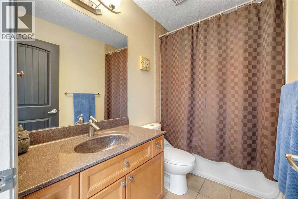 134 Channelside Cove SW, Airdrie, Alberta  T4B 3J1 - Photo 28 - A2332776
