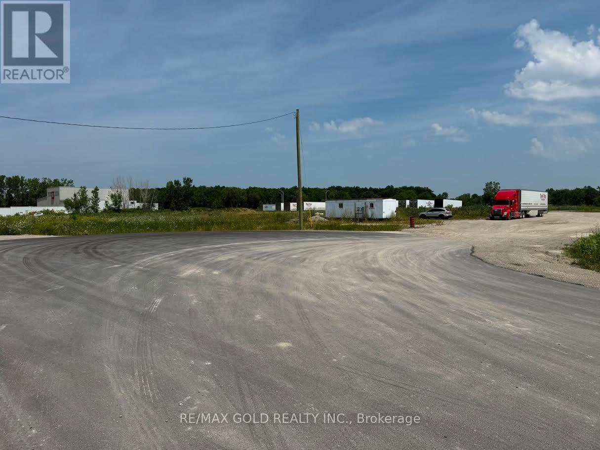 29 South Talbot Road, Kingsville, Ontario  N9Y 2E5 - Photo 3 - X13627568