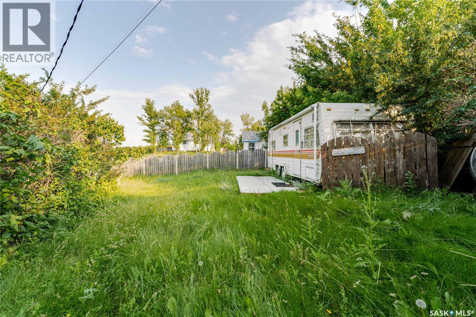547 Douglas Drive, Buffalo Pound Lake, Saskatchewan  S6H 3E6 - Photo 24 - SK044271