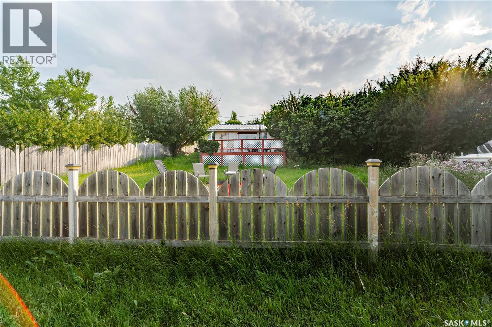 547 Douglas Drive, Buffalo Pound Lake, Saskatchewan  S6H 3E6 - Photo 3 - SK044271