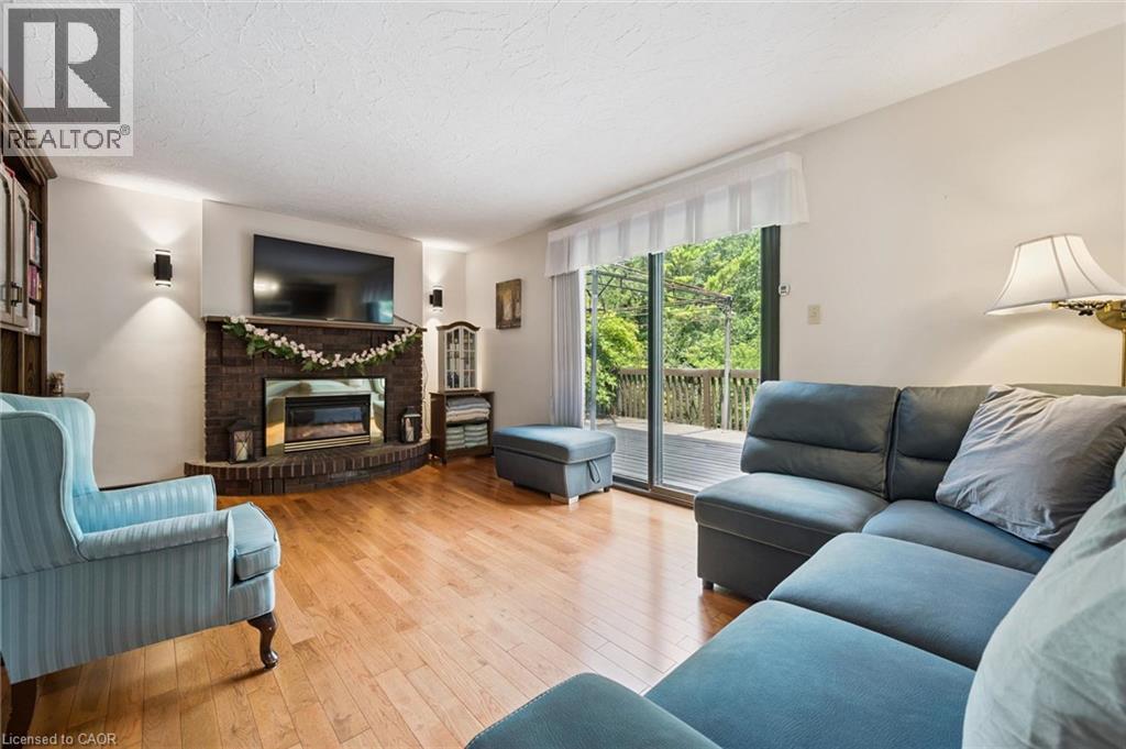 8 Perin Place, Kitchener, Ontario  N2P 1L5 - Photo 18 - 40850357
