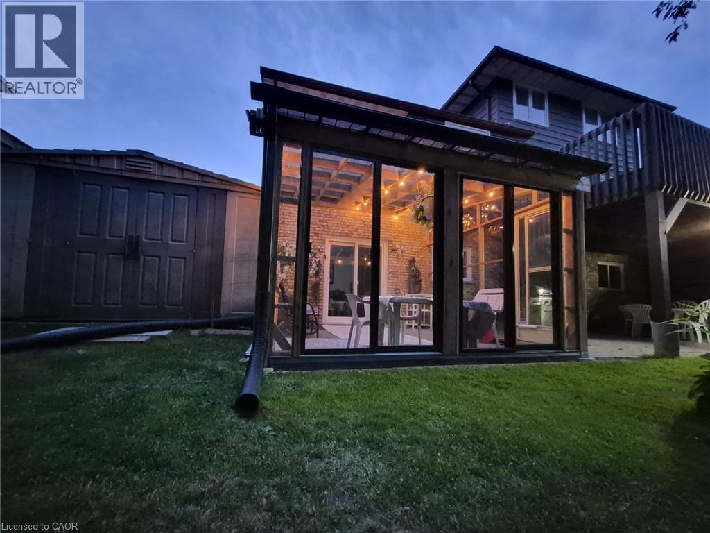 8 Perin Place, Kitchener, Ontario  N2P 1L5 - Photo 50 - 40850357