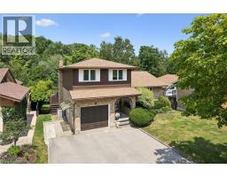 8 PERIN Place, Kitchener, Ontario