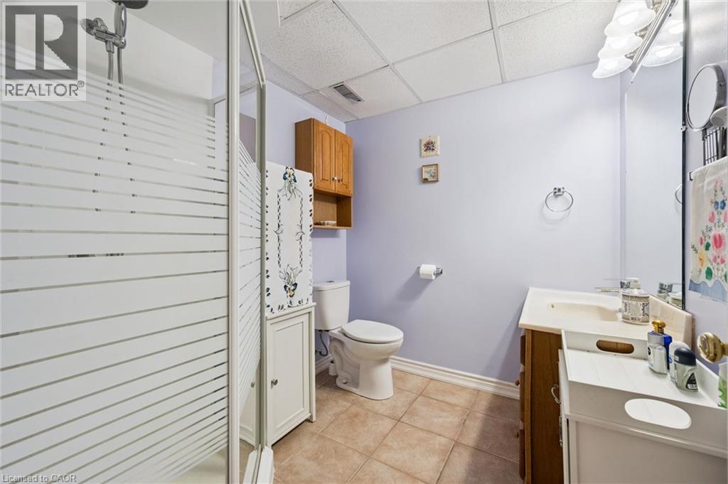 8 Perin Place, Kitchener, Ontario  N2P 1L5 - Photo 35 - 40850357