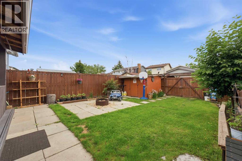 17 Abberfield Crescent NE, Calgary, Alberta  T2A 6P4 - Photo 29 - A2322814
