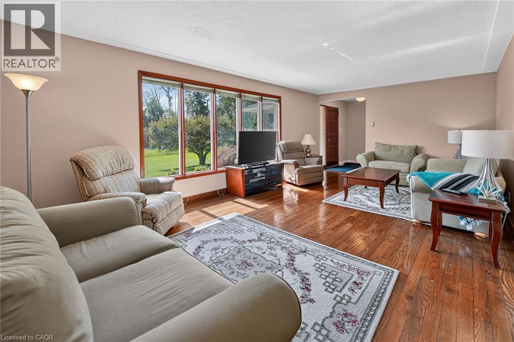 134 Russ Road, Grimsby, Ontario  L3M 4E7 - Photo 6 - 40852266