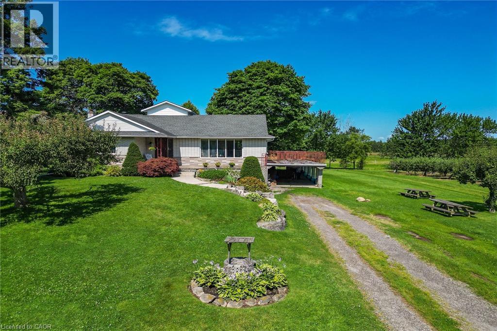 134 Russ Road, Grimsby, Ontario  L3M 4E7 - Photo 3 - 40852266