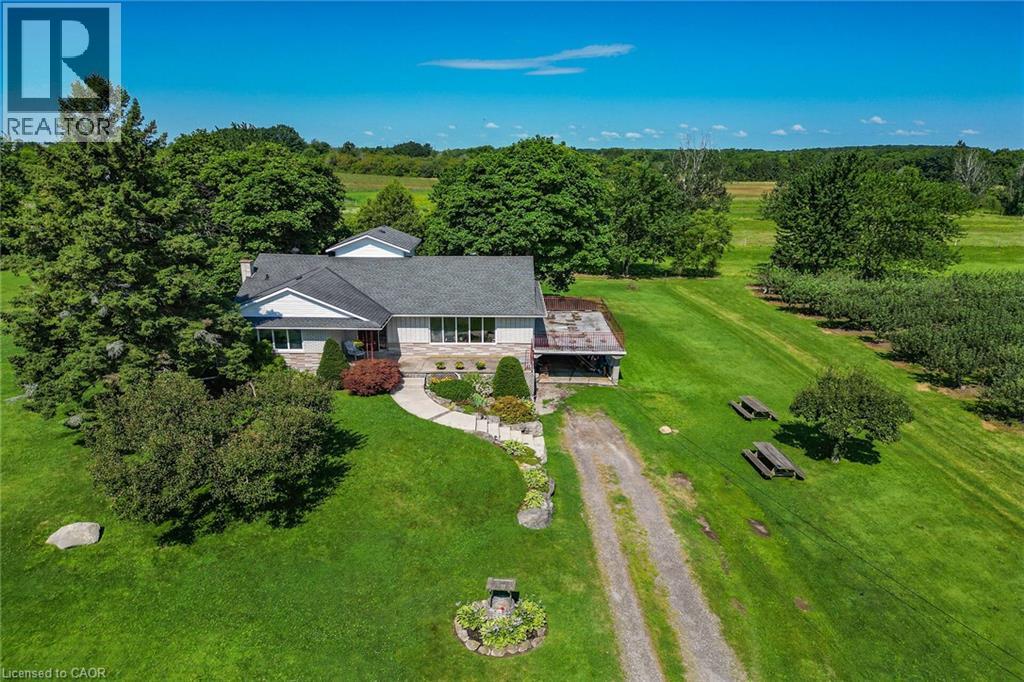 134 RUSS Road, Grimsby, Ontario