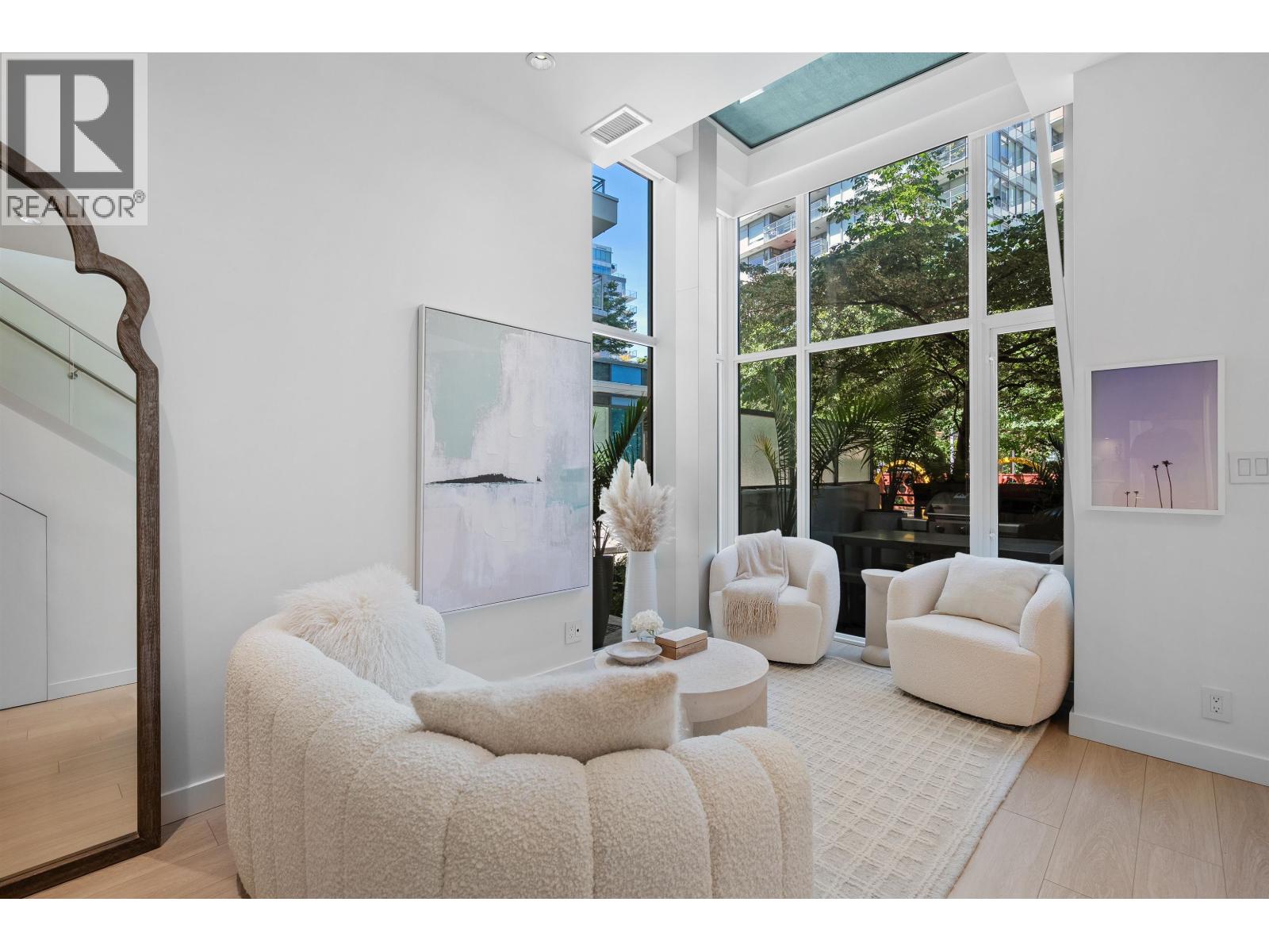 141 E 1ST AVENUE, Vancouver, British Columbia