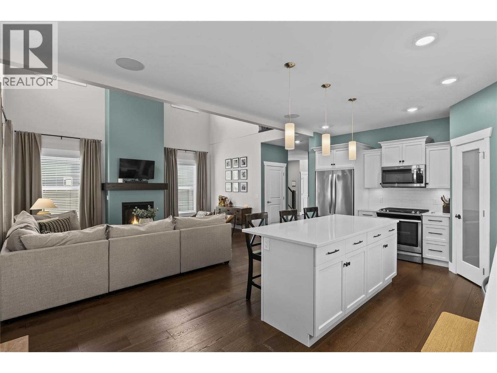 3077 Riesling Way, West Kelowna, British Columbia  V4T 0A5 - Photo 13 - 10396115