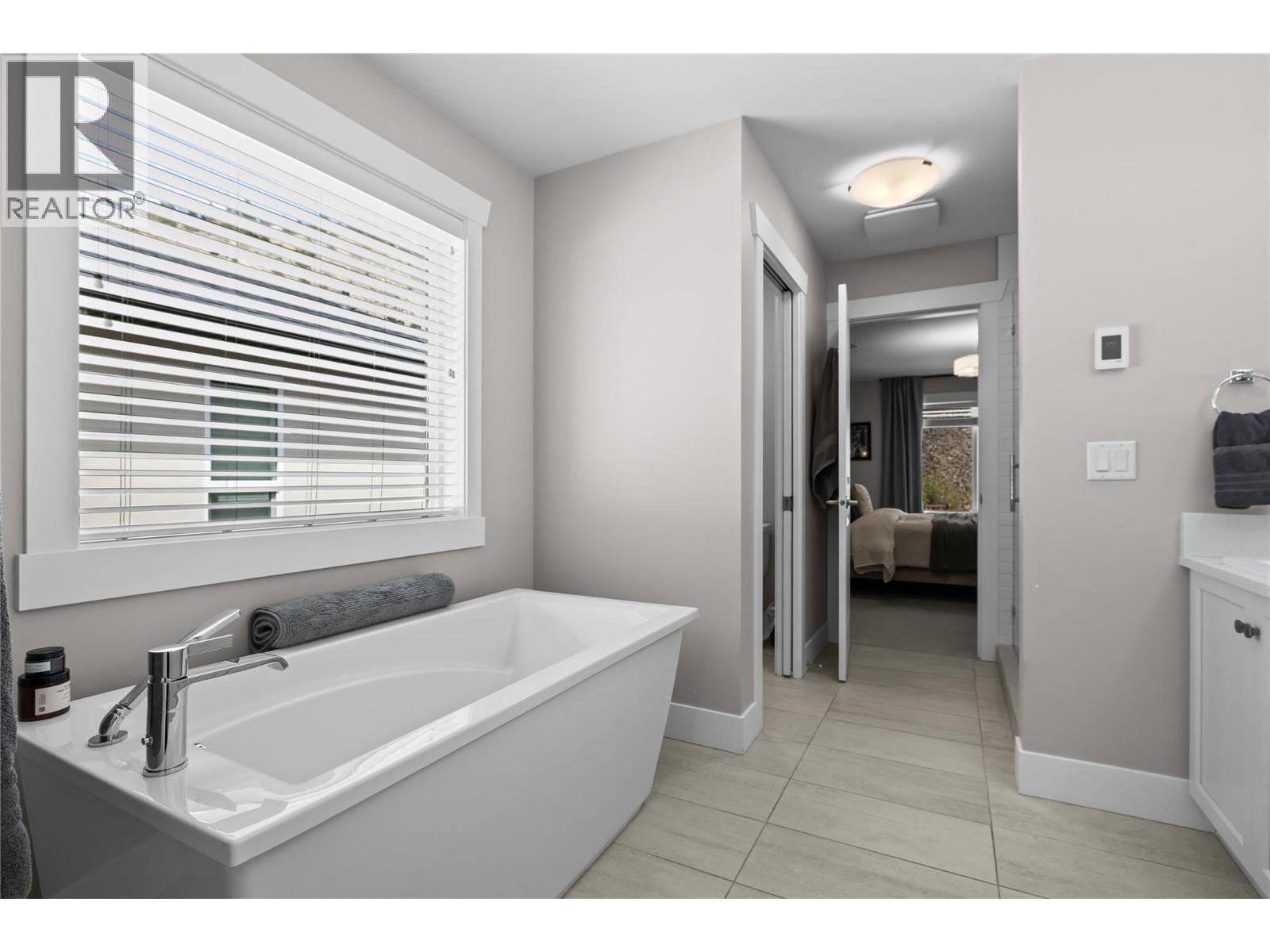 3077 Riesling Way, West Kelowna, British Columbia  V4T 0A5 - Photo 42 - 10396115