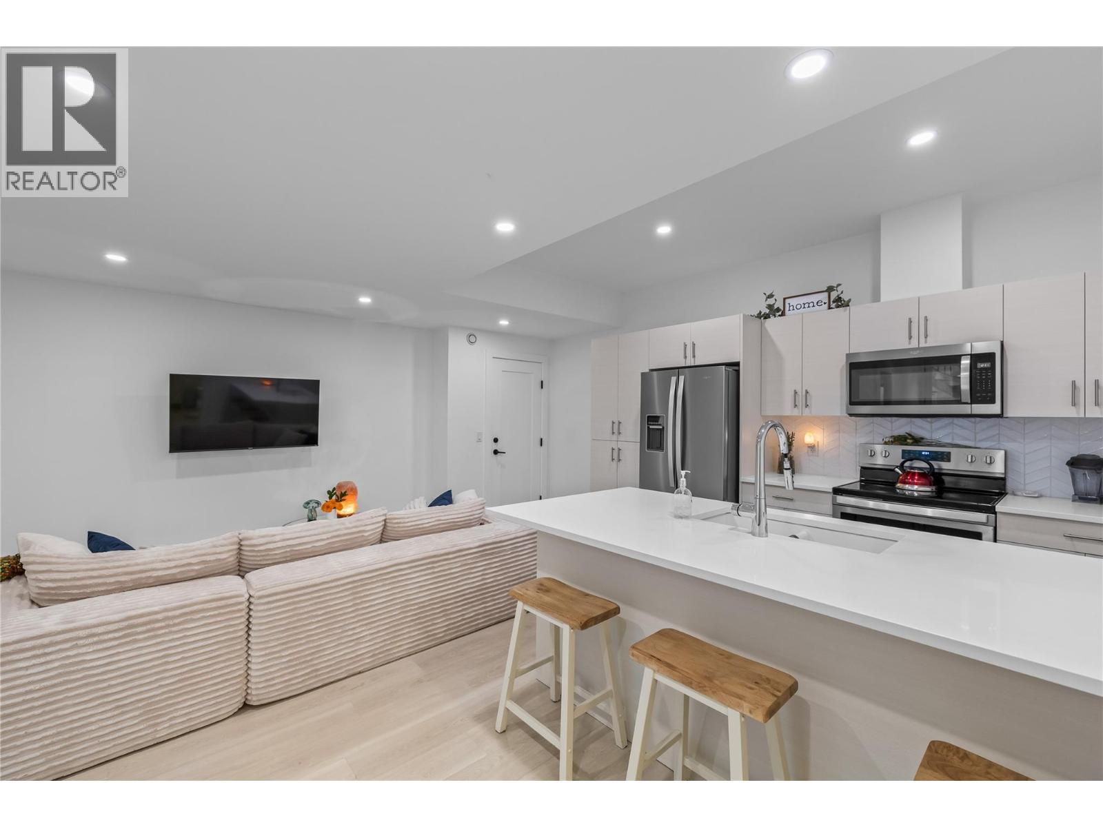 82 Red Sky Court, Kelowna, British Columbia  V1V 3G4 - Photo 56 - 10396234