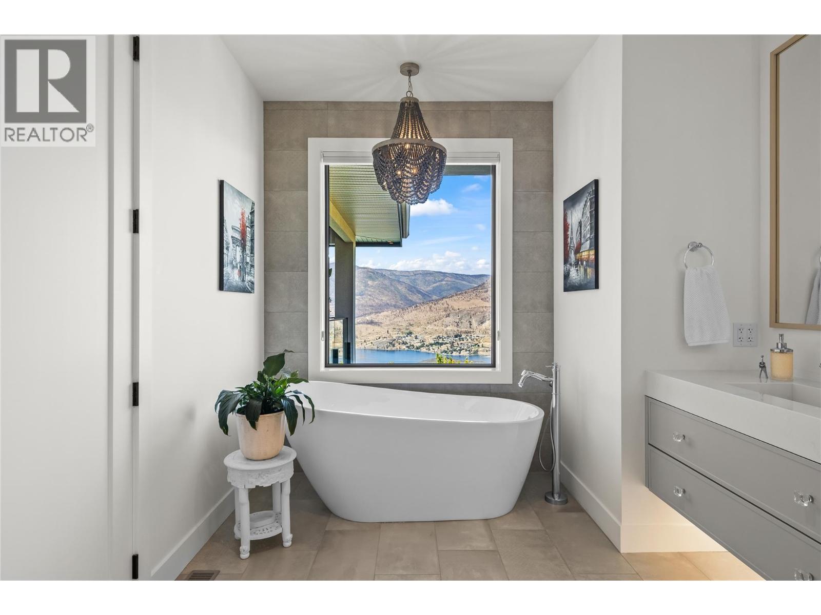 82 Red Sky Court, Kelowna, British Columbia  V1V 3G4 - Photo 39 - 10396234