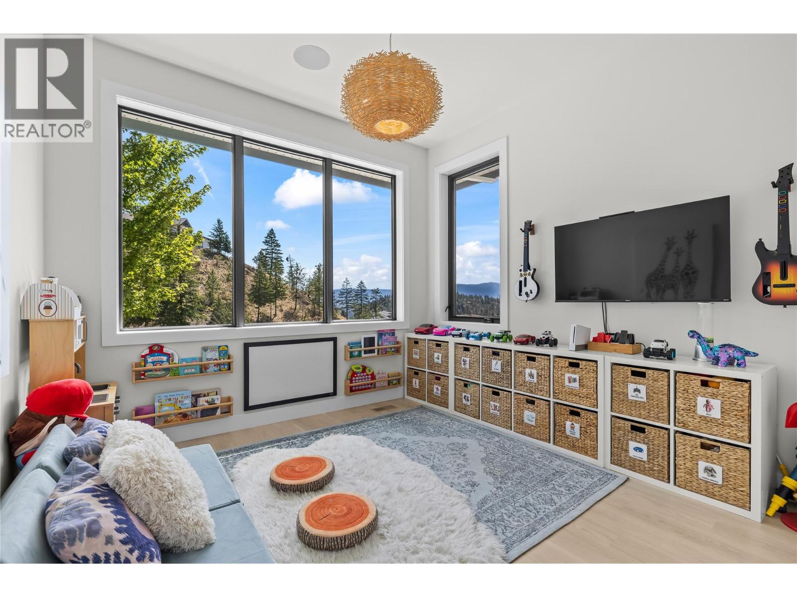 82 Red Sky Court, Kelowna, British Columbia  V1V 3G4 - Photo 28 - 10396234