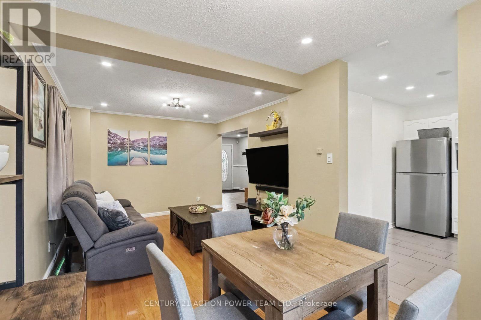 1675 Lacombe Drive, Ottawa, Ontario  K4A 2R9 - Photo 8 - X13627654