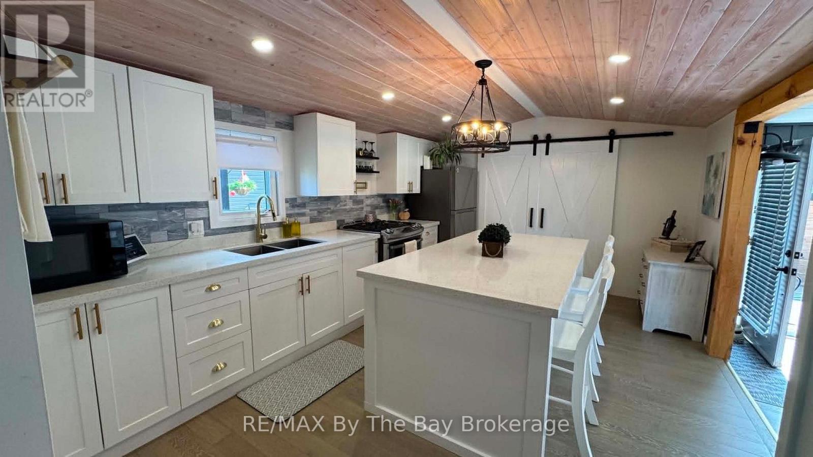 420 - 225 Platten Boulevard, Scugog, Ontario  L9L 1B4 - Photo 12 - E13627642