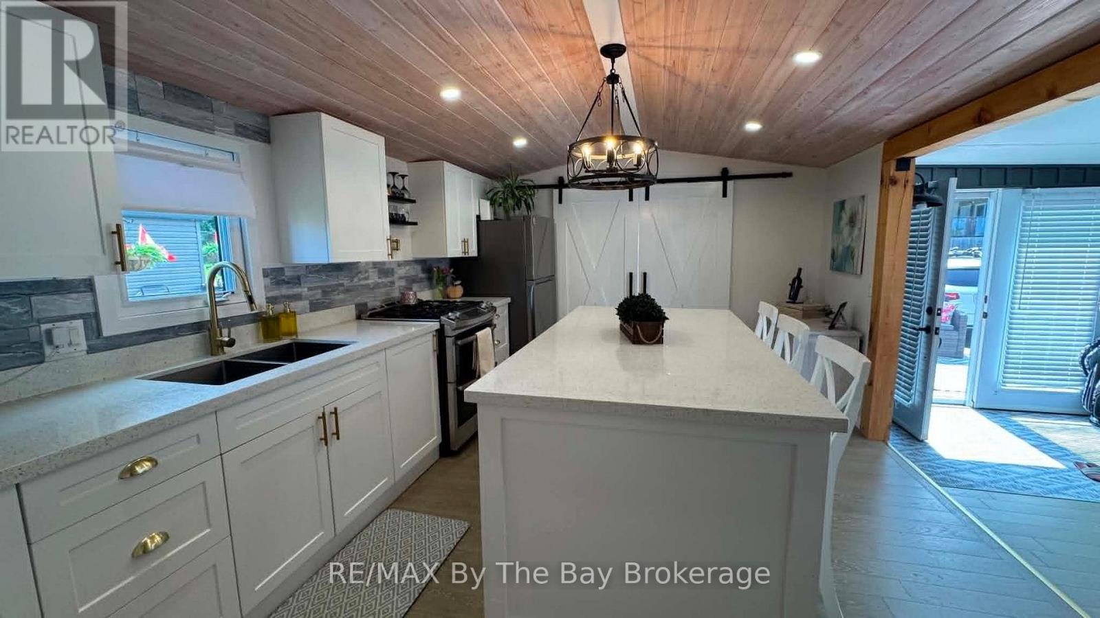 420 - 225 Platten Boulevard, Scugog, Ontario  L9L 1B4 - Photo 13 - E13627642