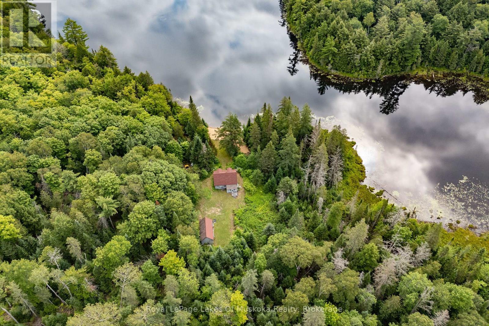 1099 WOLFKIN LAKE ROAD, Lake of Bays, Ontario
