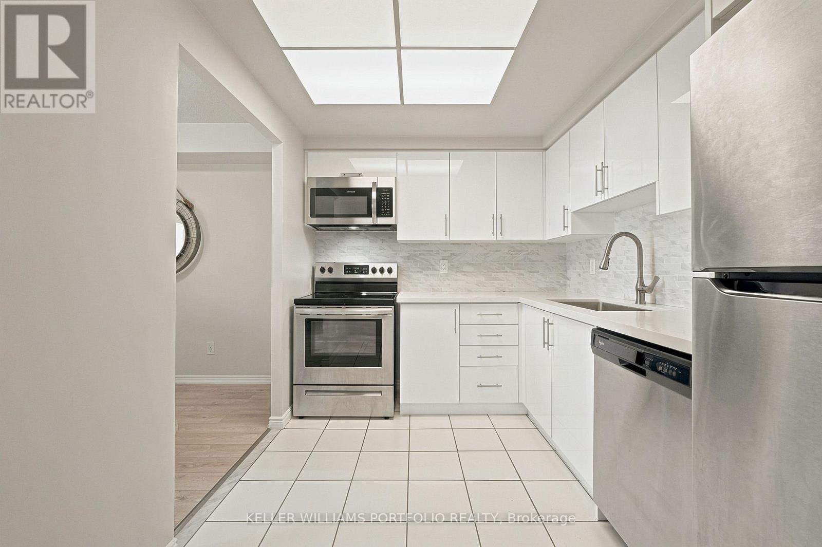 605 - 135 Hillcrest Avenue, Mississauga, Ontario  L5B 4B1 - Photo 13 - W13627662