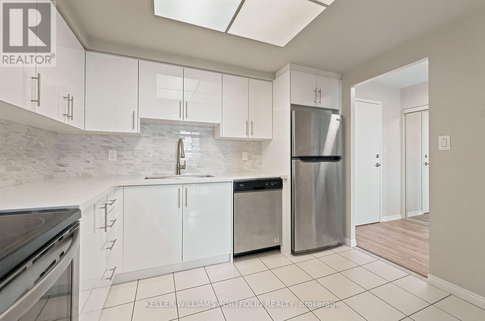 605 - 135 Hillcrest Avenue, Mississauga, Ontario  L5B 4B1 - Photo 15 - W13627662