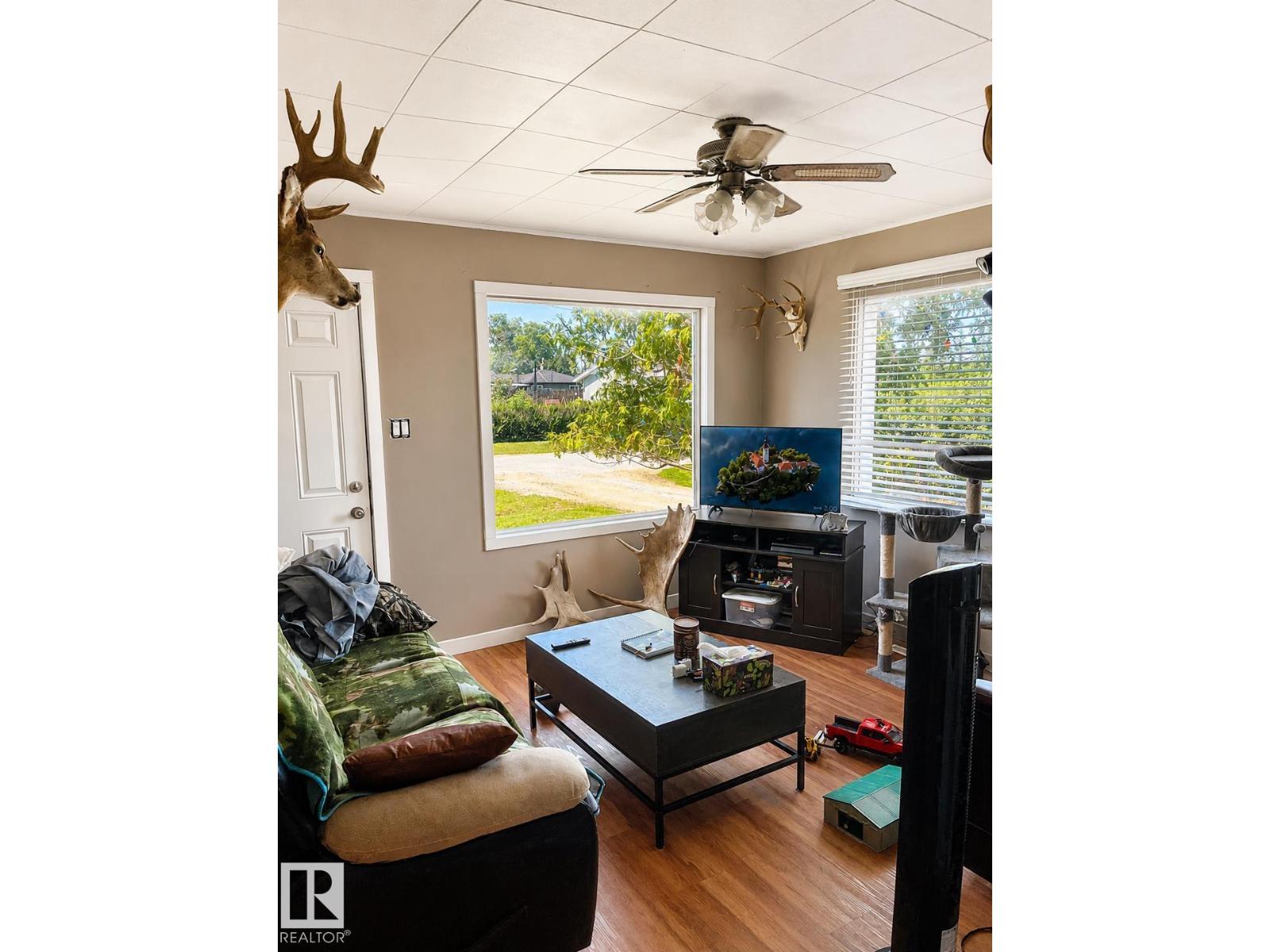 4817 52 St, Glendon, Alberta  T0A 1P0 - Photo 5 - E4501704