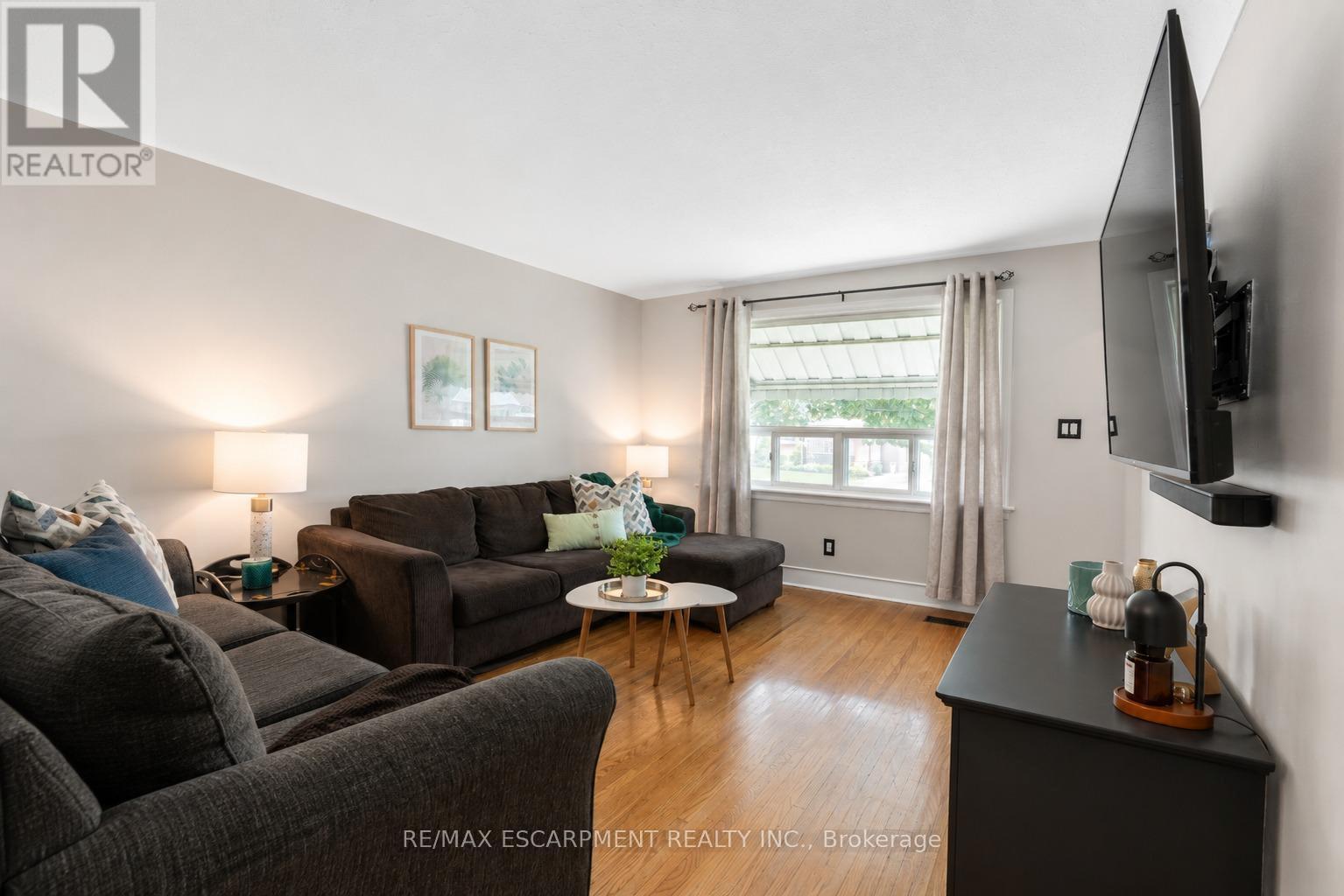 365 East 22nd Street, Hamilton, Ontario  L8V 2W3 - Photo 4 - X13627646
