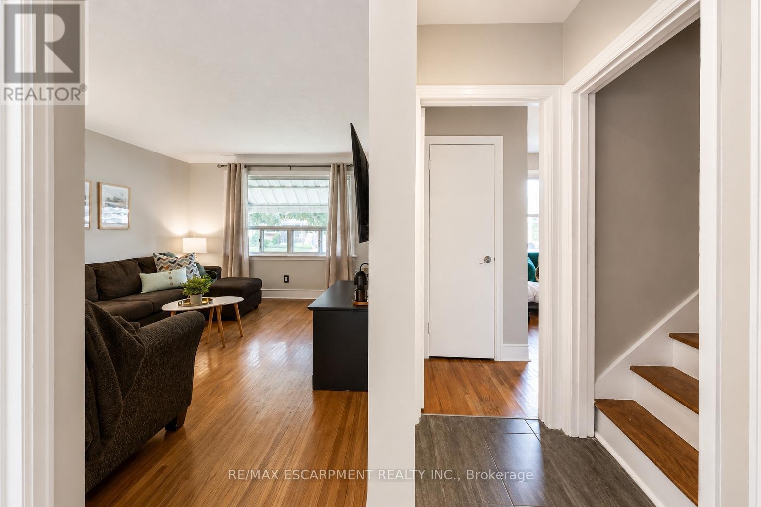 365 East 22nd Street, Hamilton, Ontario  L8V 2W3 - Photo 6 - X13627646