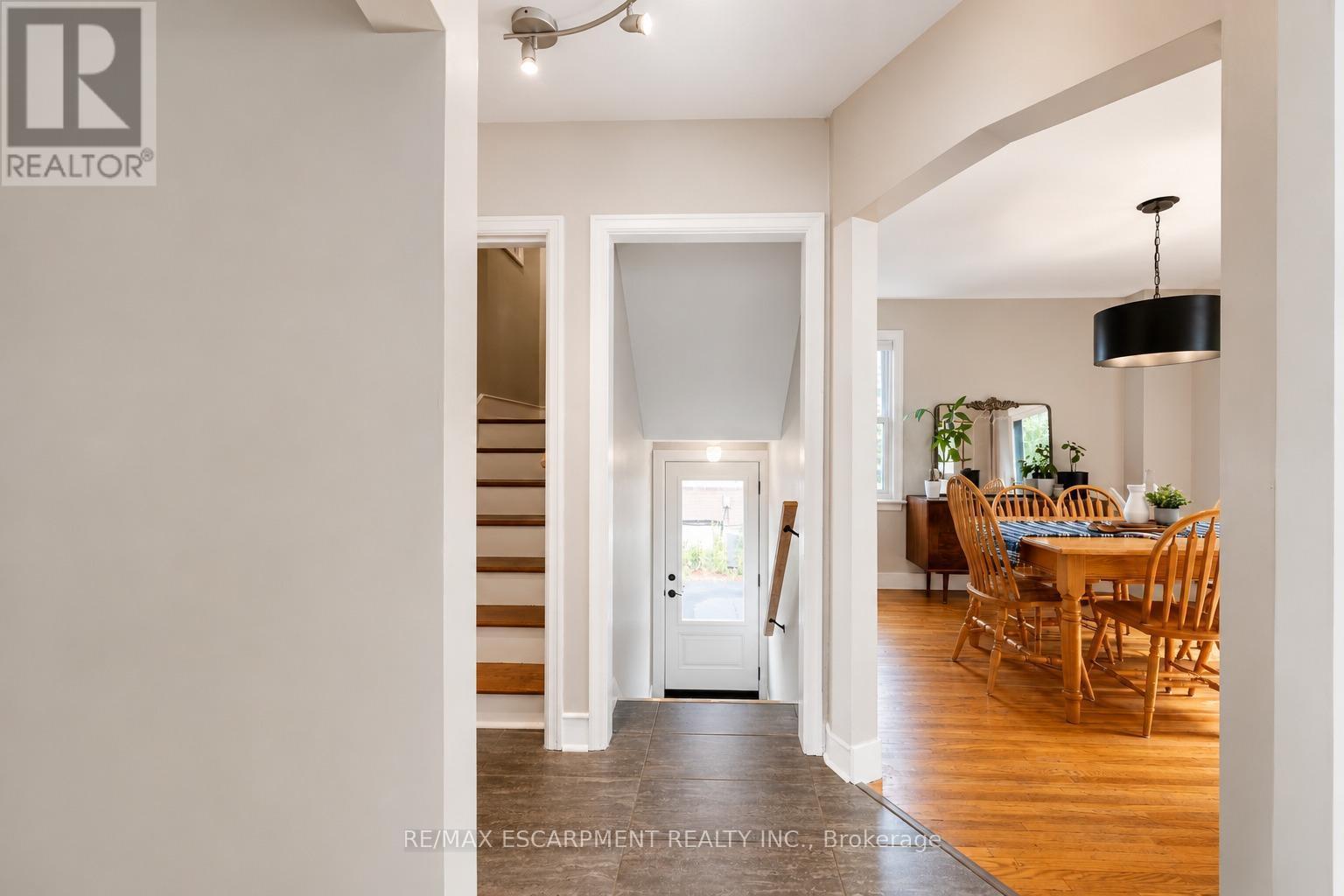 365 East 22nd Street, Hamilton, Ontario  L8V 2W3 - Photo 8 - X13627646