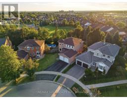38 SILVERBIRCH PLACE, Whitby, Ontario