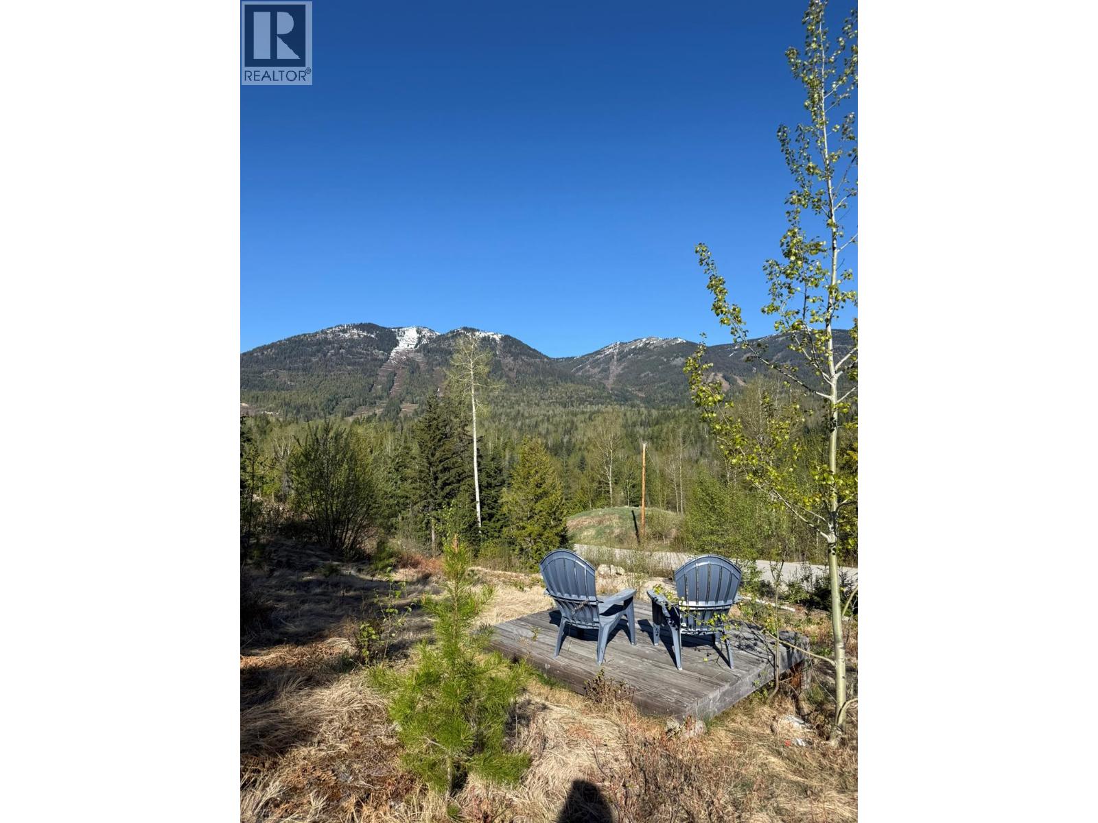 311 Richie Road, Rossland, British Columbia  V0G 1Y0 - Photo 9 - 10395159