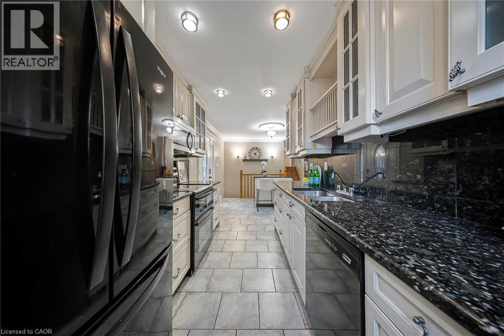 124 Dunsmere Drive, Kitchener, Ontario  N2E 1V7 - Photo 11 - 40836812