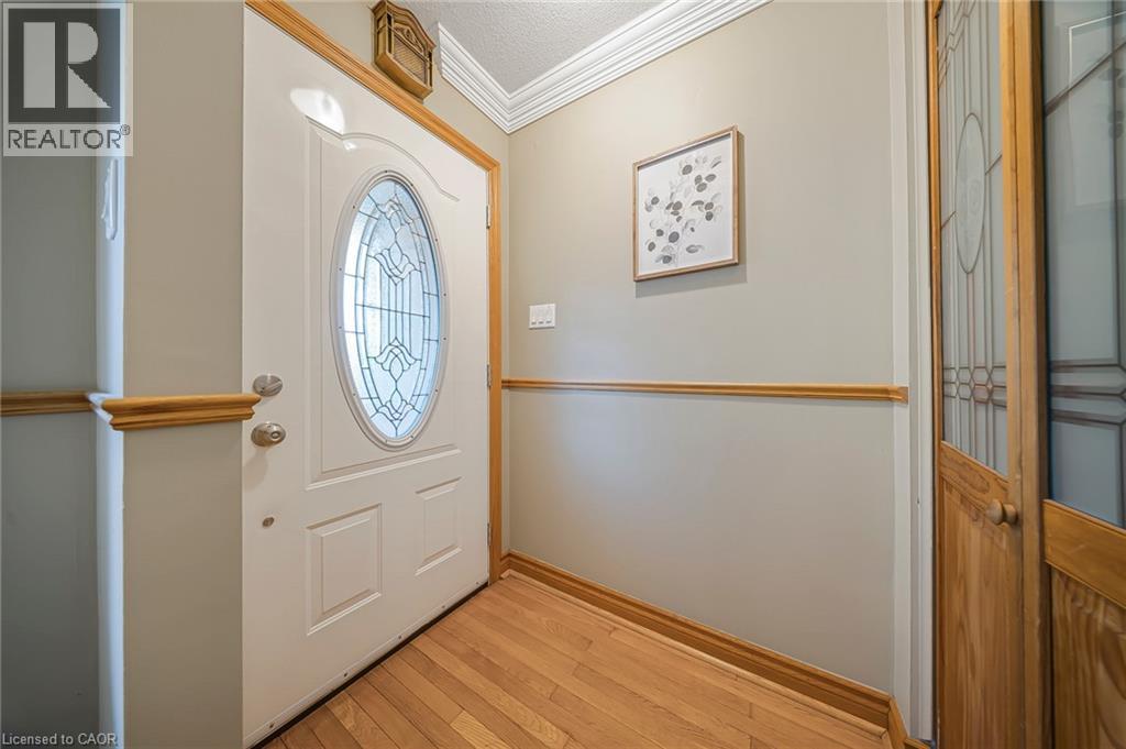 124 Dunsmere Drive, Kitchener, Ontario  N2E 1V7 - Photo 2 - 40836812