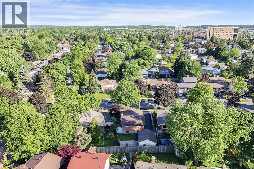 124 Dunsmere Drive, Kitchener, Ontario  N2E 1V7 - Photo 45 - 40836812