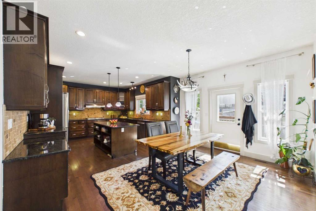 737 Canoe Avenue Sw, Airdrie, Alberta  T4B 3K5 - Photo 11 - A2332904