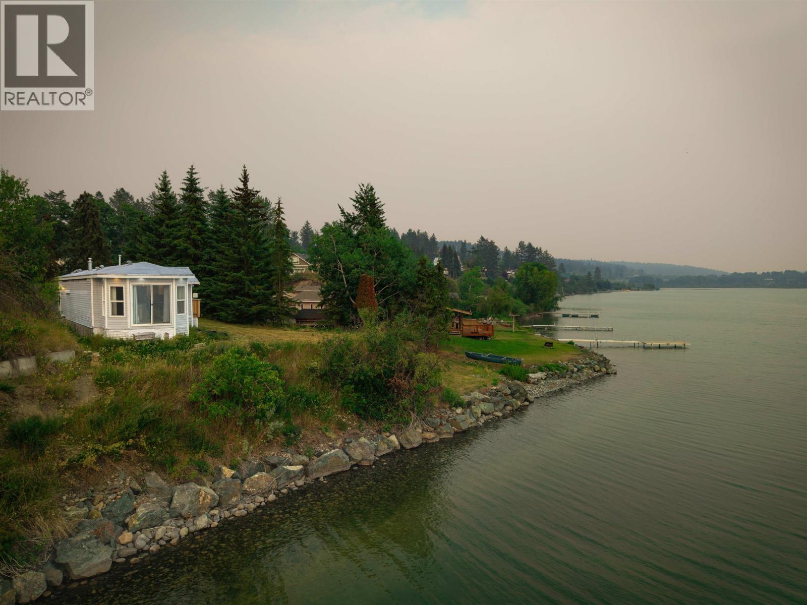 4078 MCKINLEY DRIVE, Lac La Hache, British Columbia