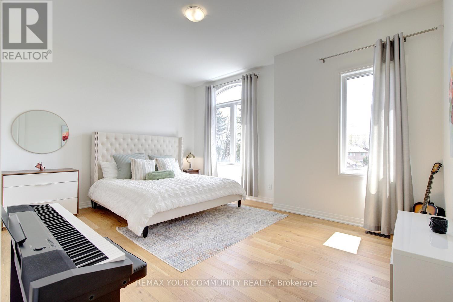 96 Bond Crescent, Richmond Hill, Ontario  L4E 3K7 - Photo 42 - N13627710