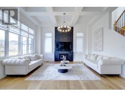 96 BOND CRESCENT, Richmond Hill, Ontario