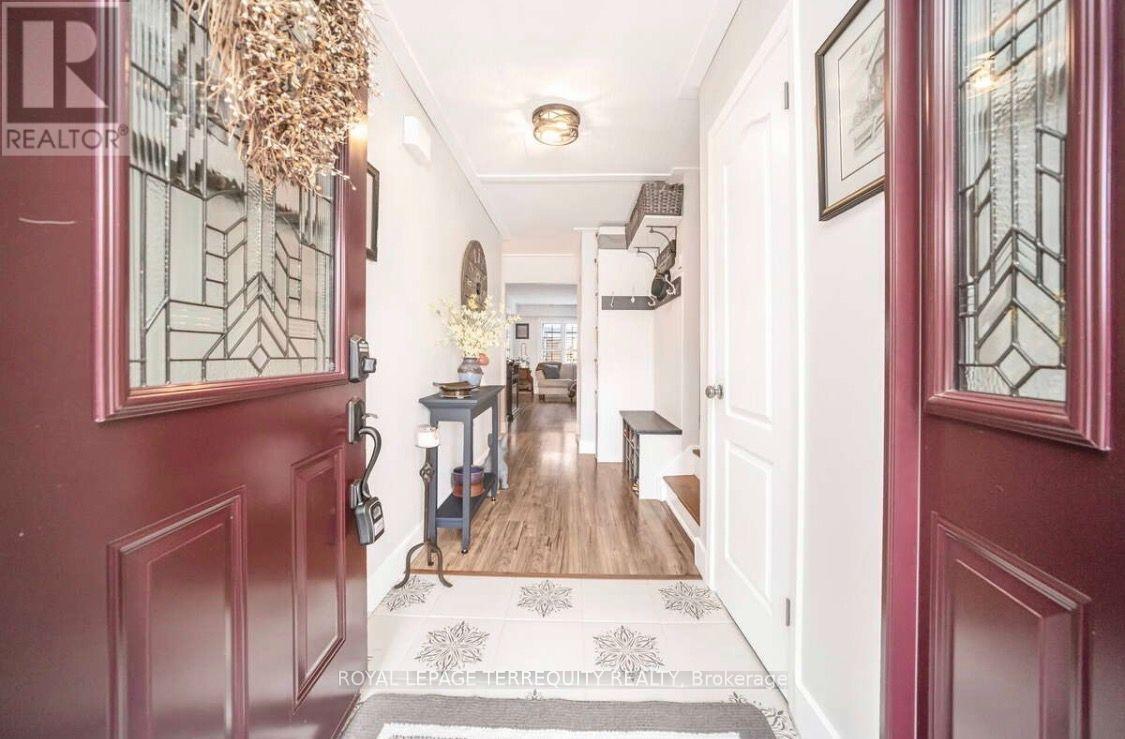 72 - 72 Carisbrooke Court, Brampton, Ontario  L6S 3K1 - Photo 4 - W13627714