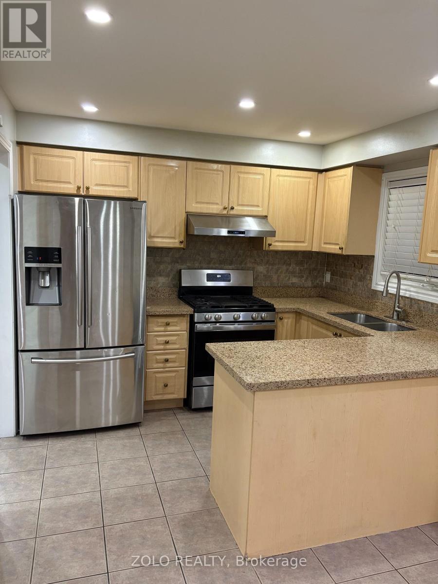 48 Echoridge Drive E, Brampton, Ontario  L7A 3K8 - Photo 7 - W13627736